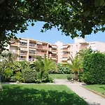 Lägenhet 2 Pieces Avec Piscine Et A - Fr-1-251-885 Bormes-les-Mimosas
